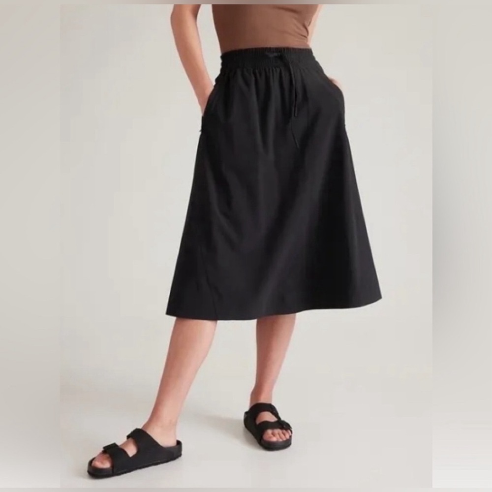 NWT Athleta Black Arrival Skirt Size 20.